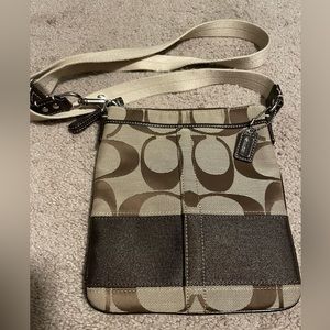 BROWN COACH CROSSBODY BAG